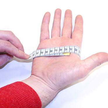 Glove size measurement step 1 Glove size measurement step 1